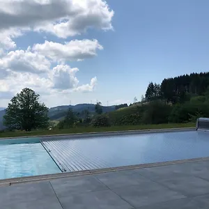https://le-chalet-de-la-goutte.hotels-rhonealpes.com